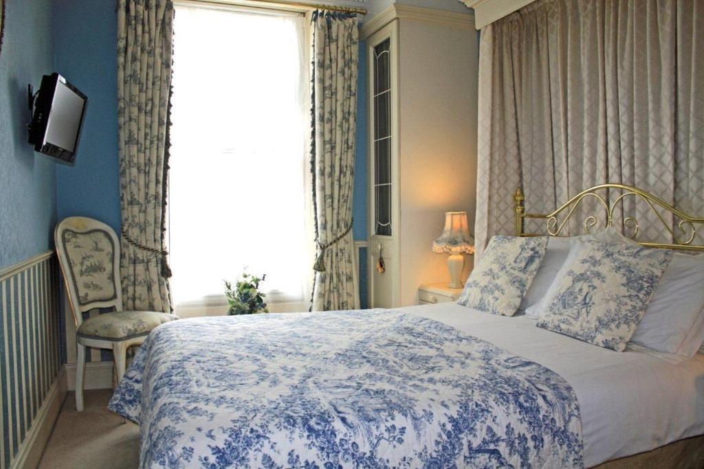 The Moda House Chipping Sodbury Room photo